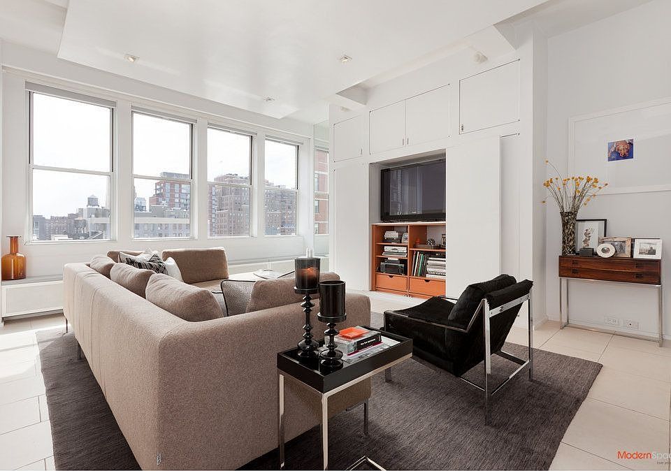 1st image of 251-253 W 19th St #9B