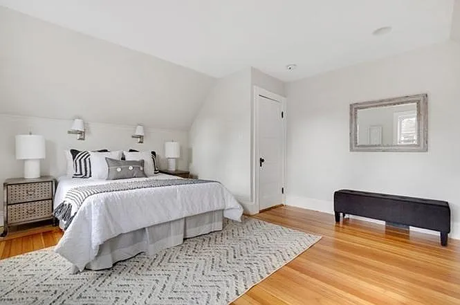 5 bed, 1600 sqft, $7,000 — Photo 4