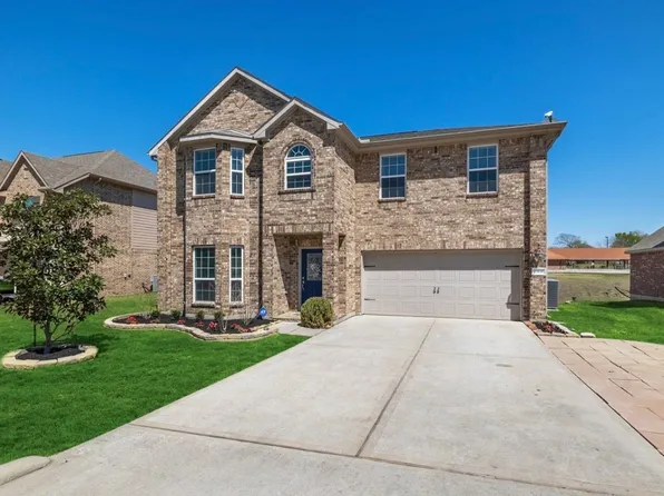 13838 Shoreline Dr, Willis, TX 77318