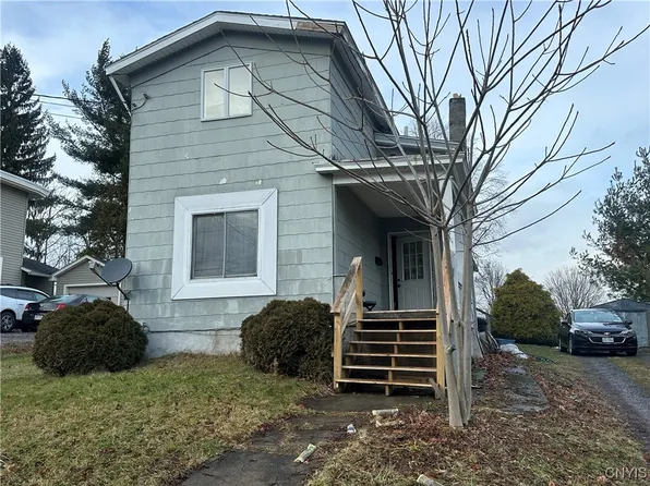 126 Pleasant St, Canastota, NY 13032