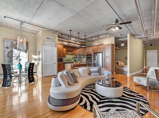 1616 Fountain View Dr APT 308, Houston, TX 77057