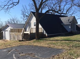 427 Whittaker Rd, Bradleyville, MO 65614