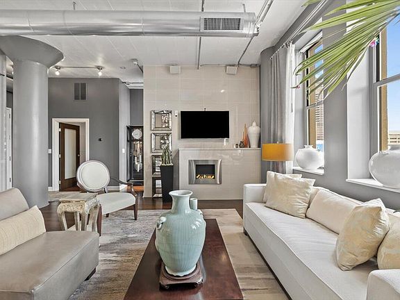 5th image of 110 N 3rd St Unit 404