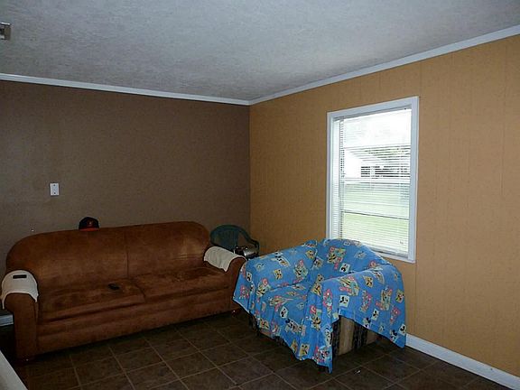 4th image of 2113 5th St
