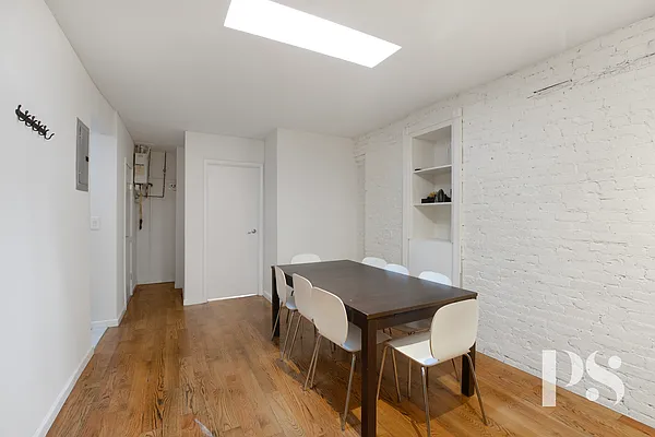 Rented by Compass | media 3