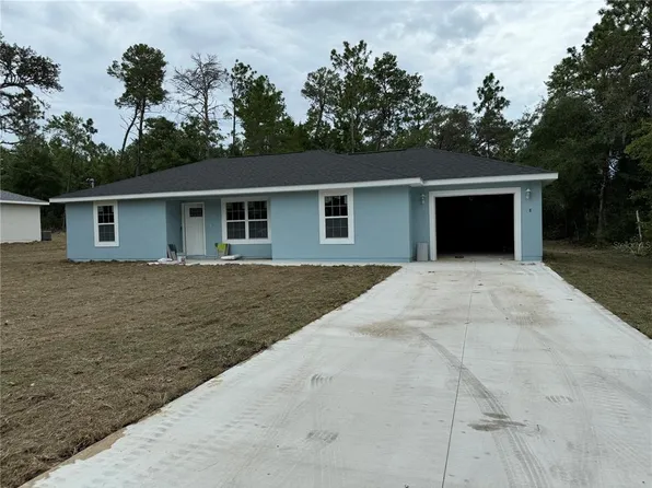 8 Spruce Loop Way, Ocala, FL 34472
