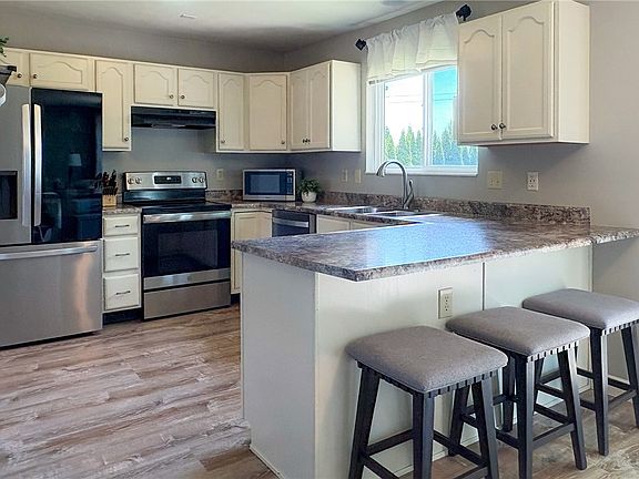 3rd image of 3482 Old Lantern Ct