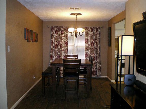 4th image of 5716 Anderson St