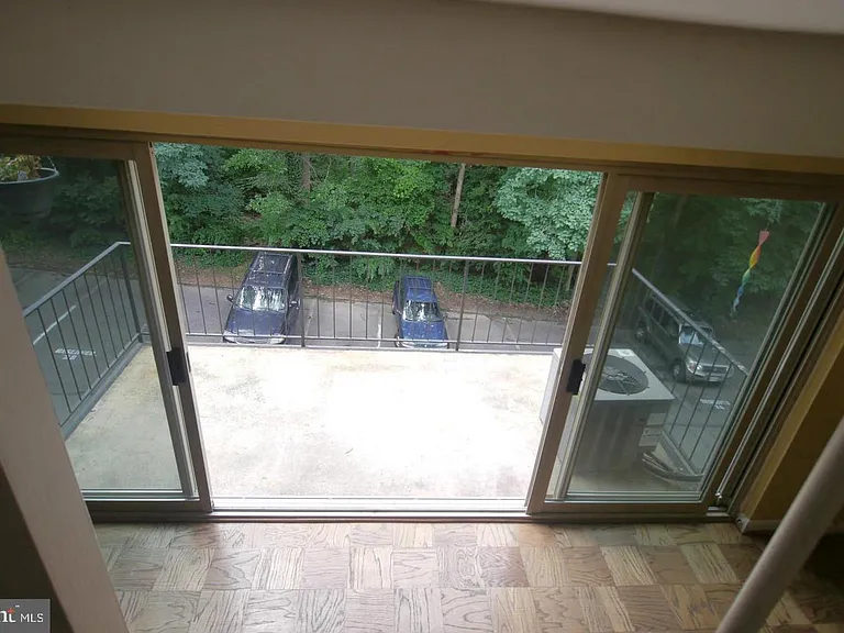 8614 Manchester Rd #6 — Photo 27