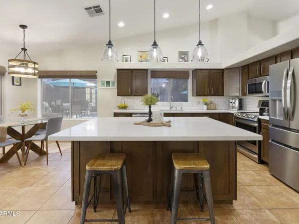 1257 S Palm Street, Gilbert, AZ 85296