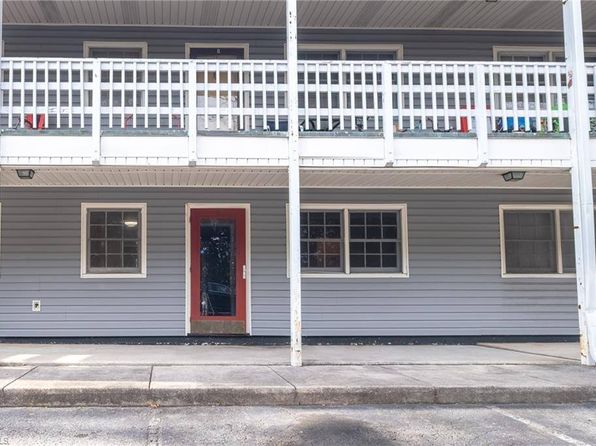 2890 Carriage Dr APT B