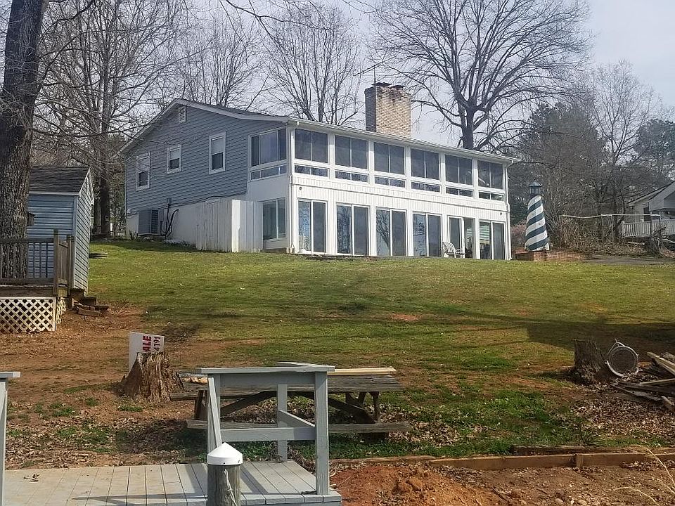 1st image of 65 Bluewater Dr