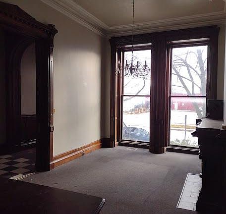2nd image of 3657 Prospect Ave E