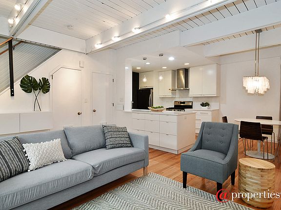Living Room / Dining Room