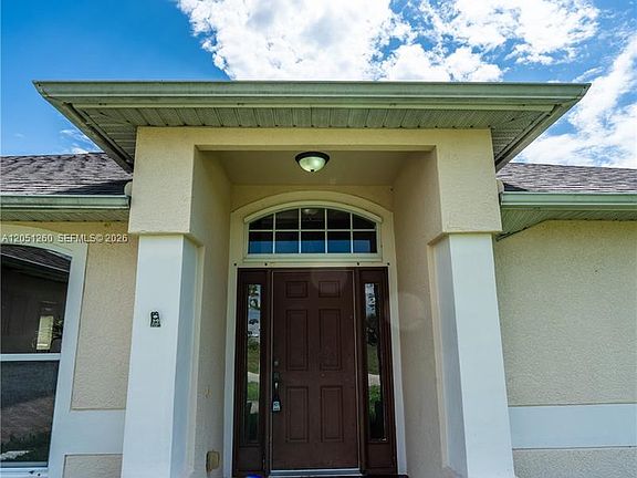 5th image of 4129 NE 19th Pl