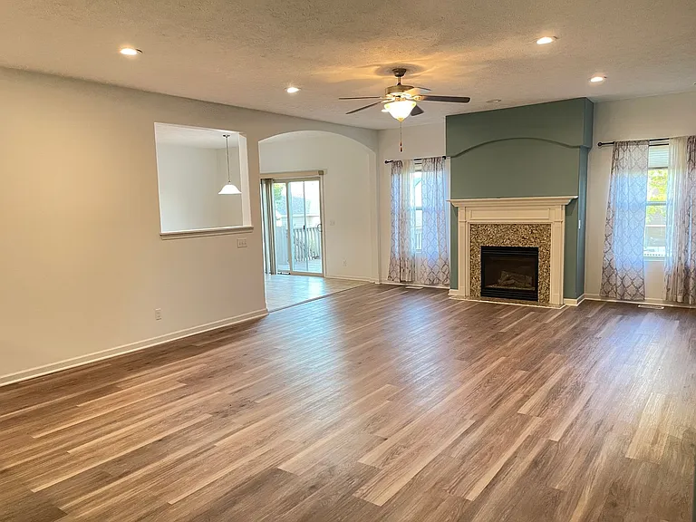 4309 N 175th Ave — Photo 59