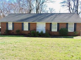 5630 Amity Pl, Charlotte, NC 28212