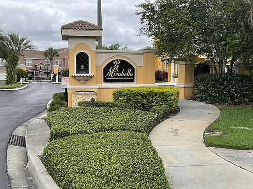 8813 Villa View Cir #204 Photo 1