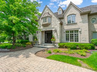 12 Heather Ln, Oak Brook, IL