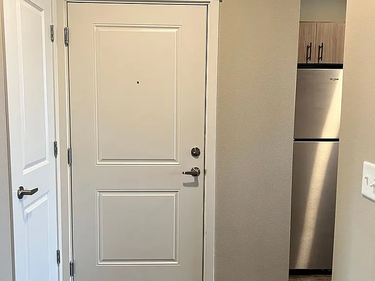 Eagle Pointe Apartments- Resort-Style Living in Albany — Photo 28