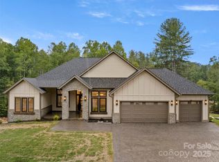 184 Sunridge Ave #17, Horse Shoe, NC 28742
