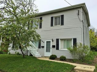 340 Pennsylvania Ave APT A, Glen Ellyn, IL 60137