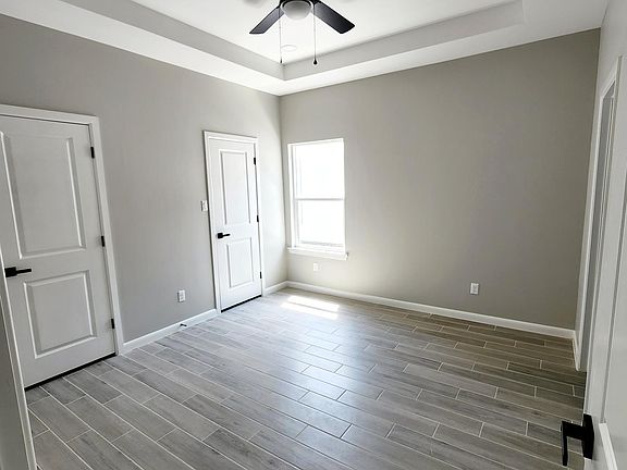 5th image of 3305 Fuerte Ave