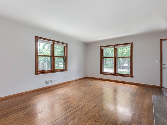 2nd image of 7139 18th Ave S #2