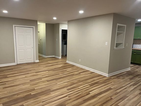 4th image of 4141 Forest Manor Ave