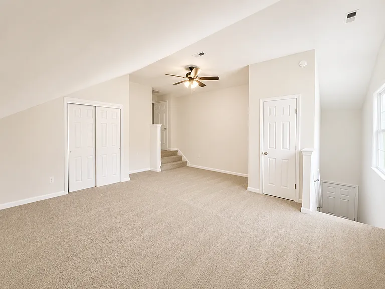 5125 Middlebrook Ct — Photo 17