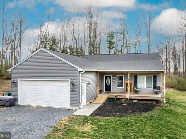 1353 Clear Spring Dr, Westminster, MD 21157