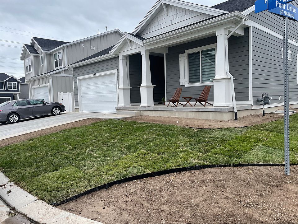 1st image of 3361 W Pond Dr