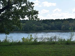 415 Arnold Ln, Savannah, TN 38372