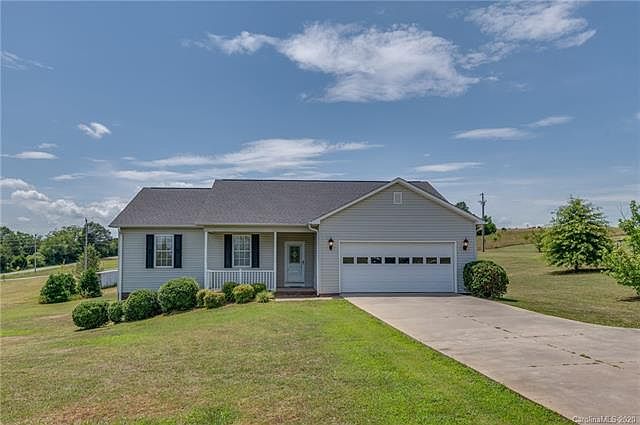 1st image of 79 Breezy Hill Ln #5