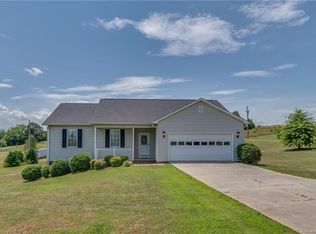 79 Breezy Hill Ln #5, Tryon, NC 28782