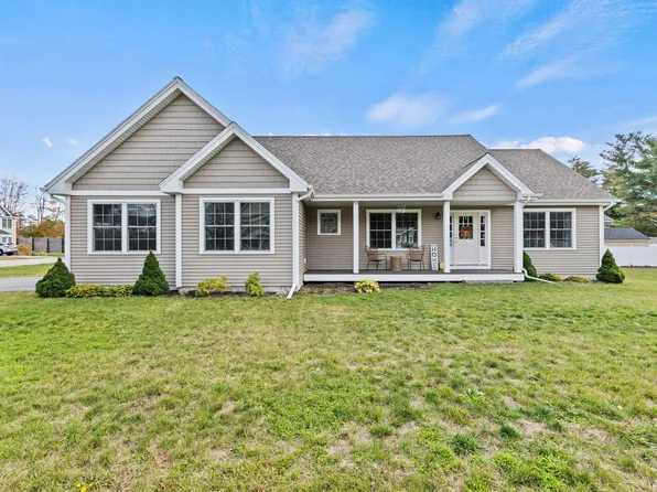 1 Jennies Way, Saco, ME 04072