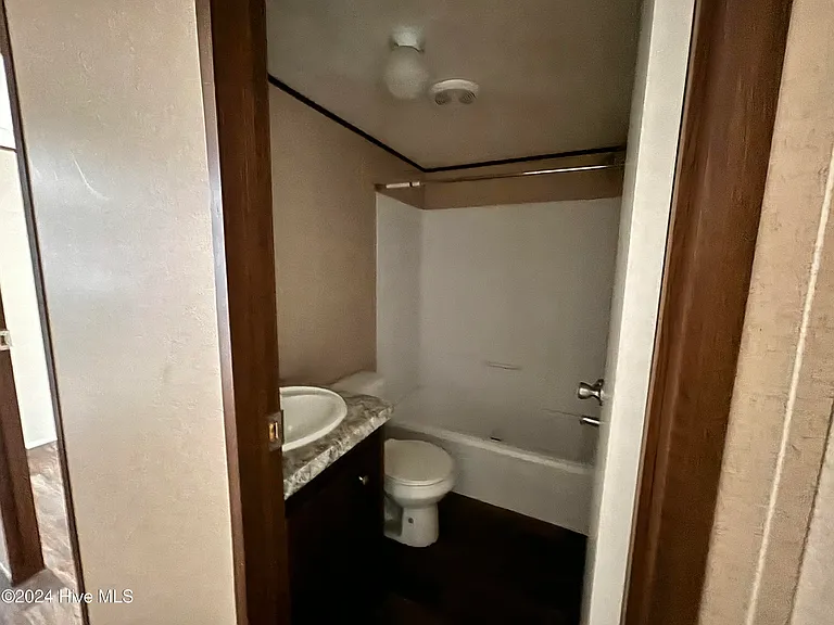 342 Lorraine St — Photo 8