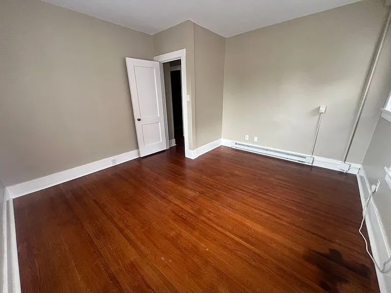 Historic Worthington Manor Apartments — Photo 16