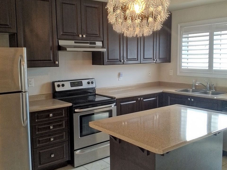 1st image of 32 Aspen Hills Rd #4