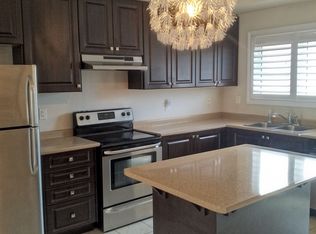 32 Aspen Hills Rd #4, Brampton, ON L6Y6E4