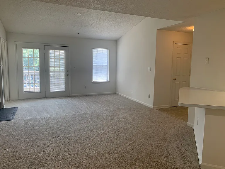 Wesley St. Claire Apartments at Lawrenceville — Photo 103
