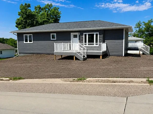 109 E Cedar St, Massena, IA 50853