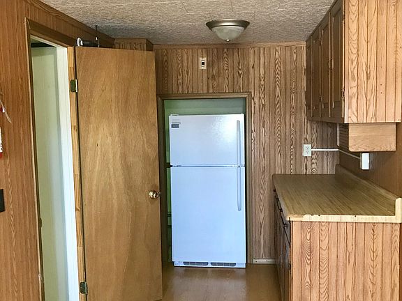 4th image of 61 S Union St #613