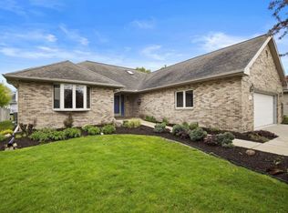 1113 McCall Ct, Rochelle, IL 61068