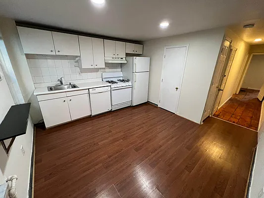 Rented by Best Apartments North Inc | media 5