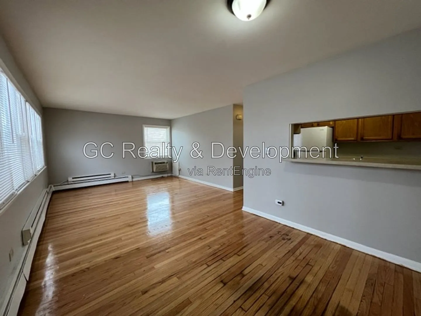 2 bed, 1.0 bath, 1115 sqft, $1,425 — Photo 3