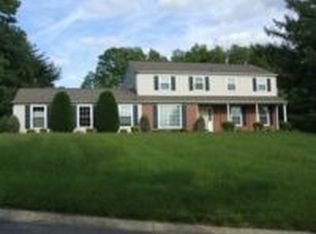 140 Woodhill Ln, Media, PA 19063