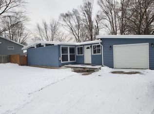 3694 Balsam Ave NE, Grand Rapids, MI 49525