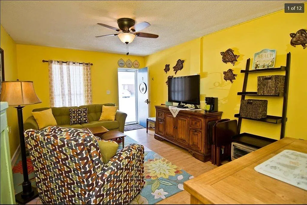 1 bed, 500 sqft, $1,300 — Photo 1