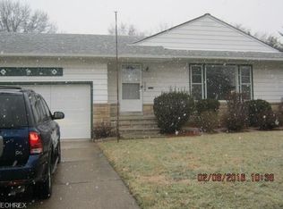 4458 Hillcroft Dr, Warrensville Hts, OH